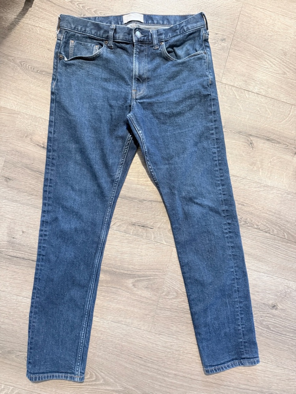Everlane Straight Jeans in Medium Blue Wash